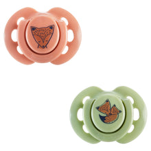 Tommee Tippee 2x Fun Soothers with Steriliser Pod, Symmetrical, BPA Free 0-6m