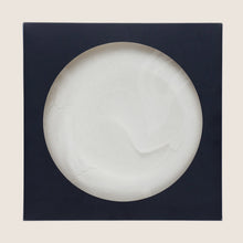 M&S Collection Hand-Finished Madagascan Vanilla Pavlova Base Collection Premium 225 g