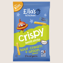 Ella's Kitchen Sour Cream + Onion Flavour Crispy Lentil Sticks Gentle Formula 5 x 10g